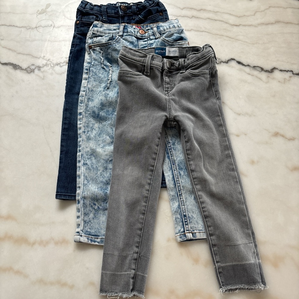 3 pairs of Girls 4t pants. Old Navy, berty valor, Bgosh
